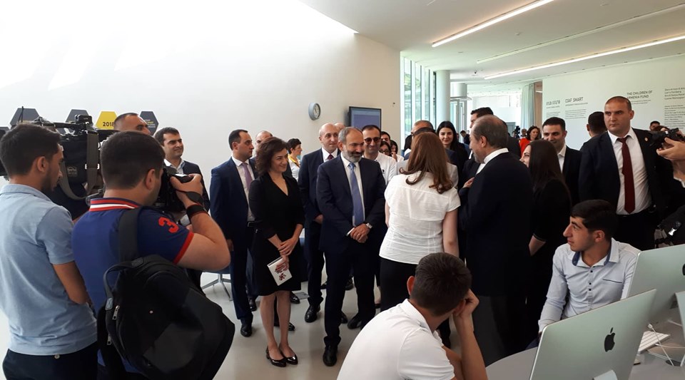 Վարչապետն ու Աննա Հակոբյանը Լոռիում են, այցելել են ՔՈԱՖ ՍՄԱՐԹ ավան