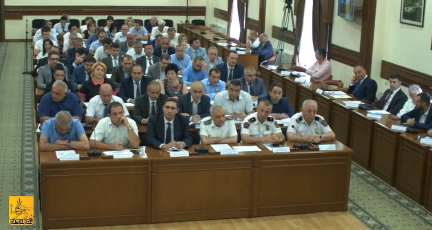 Երևանը չի կարող անվերջ սպասել «Սանիթեքին». քաղաքային իշխանությունը սկսել է փոխարինման գործընթացը