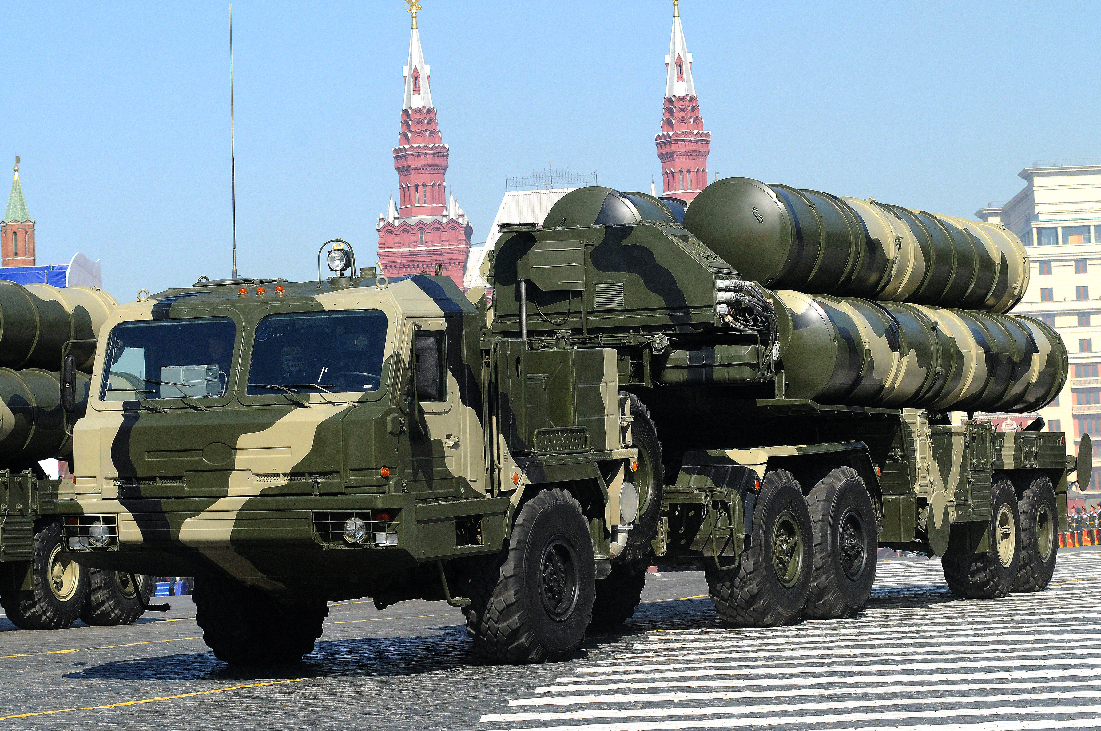 Թուրքիան ստացել է ռուսական S-400 հրթիռային համակարգերի առաջին մասերը