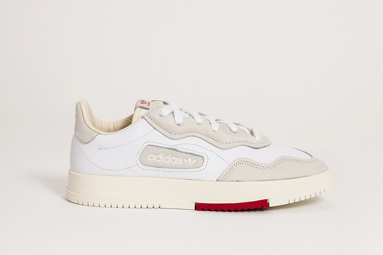 Лучшие кроссовки, которые выйдут на следующей неделе (с 19 по 25 августа)  Esquire