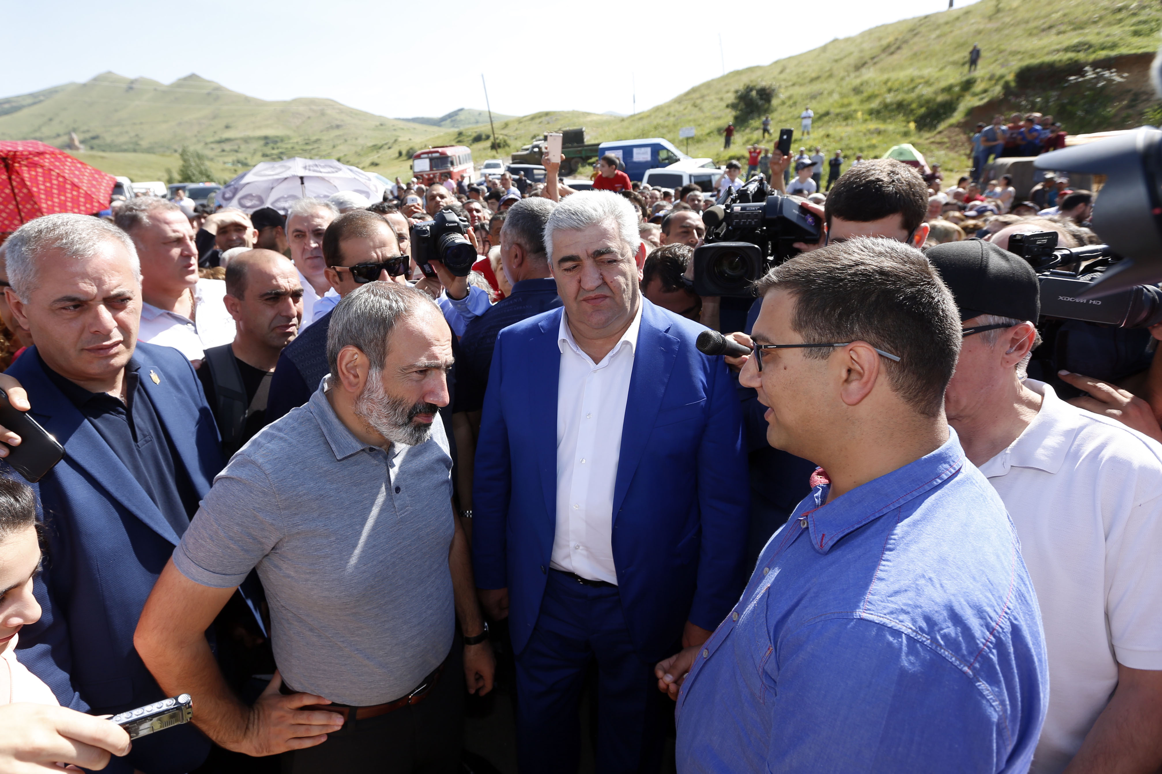 Հնարավոր չէ մշտապես դուր գալ մեծամասնությանը   Արամ Աբրահամյան