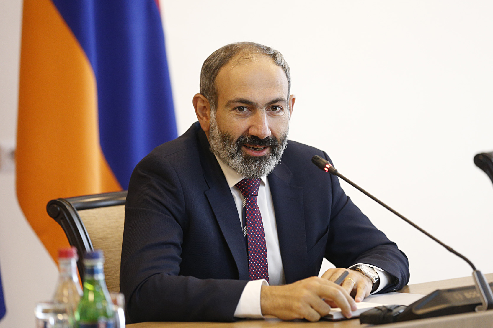 Կանանց ակտիվության իմ տեսլականը չի հակասում հայկական ընտանիքի մասին իմ պատկերացումներին․ Փաշինյան