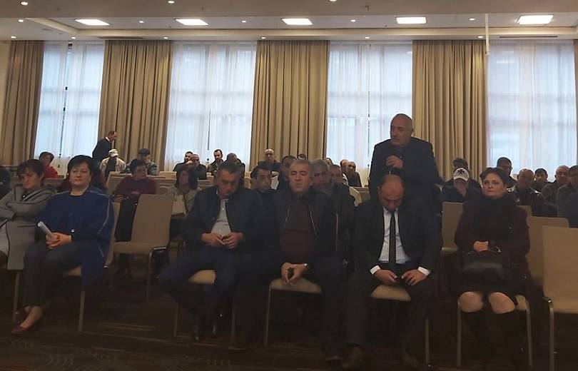 Ամուլսարի հարցով հանդիպում է տեղի ունեցել Գնդեվազի եւ Ջերմուկի բնակիչների, շահագրգիռ կողմերի հետ