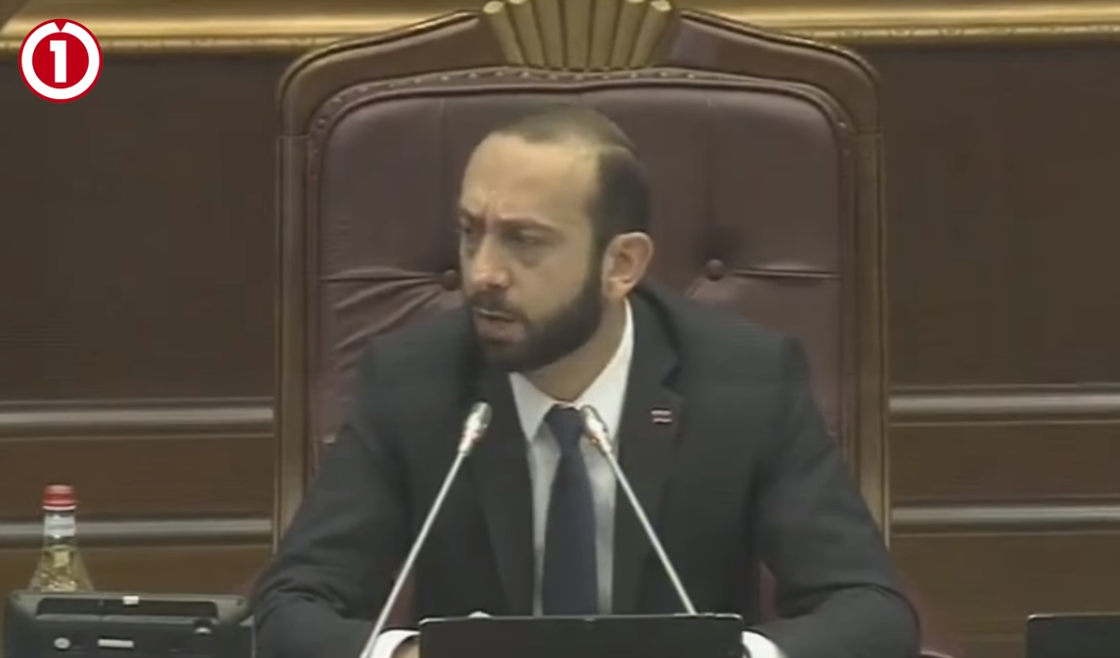 Դուք չէ, որ մեզ պետք է հիշեցնեք, թե մենք ինչպես ենք եկել իշխանության. Արարատ Միրզոյանը՝ Ուրիխանյանին