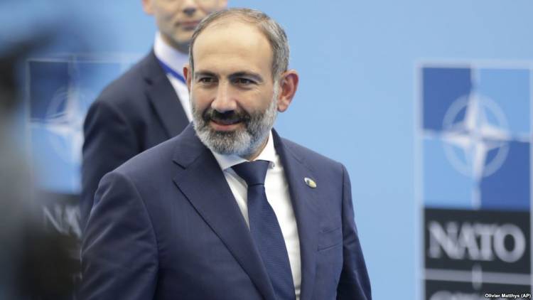 Փաշինյանը նոր բանաստեղծություն է ներկայացրել