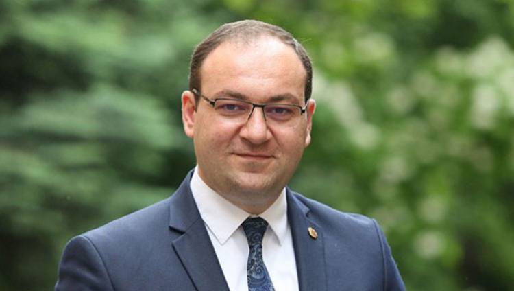 «Ողջունում եմ քաղաքական իշխանության կողմից վերջին պահին հակապետական քայլից հրաժարվելու հանգամանքը». Բաբայան