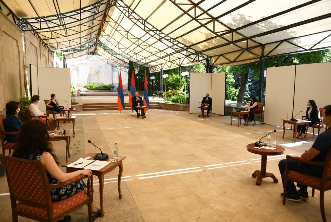 ՀՀ նախագահը Լանզարոտի կոնվենցիայի վերաբերյալ հանդիպում է ունեցել հանրության ներկայացուցիչների հետ