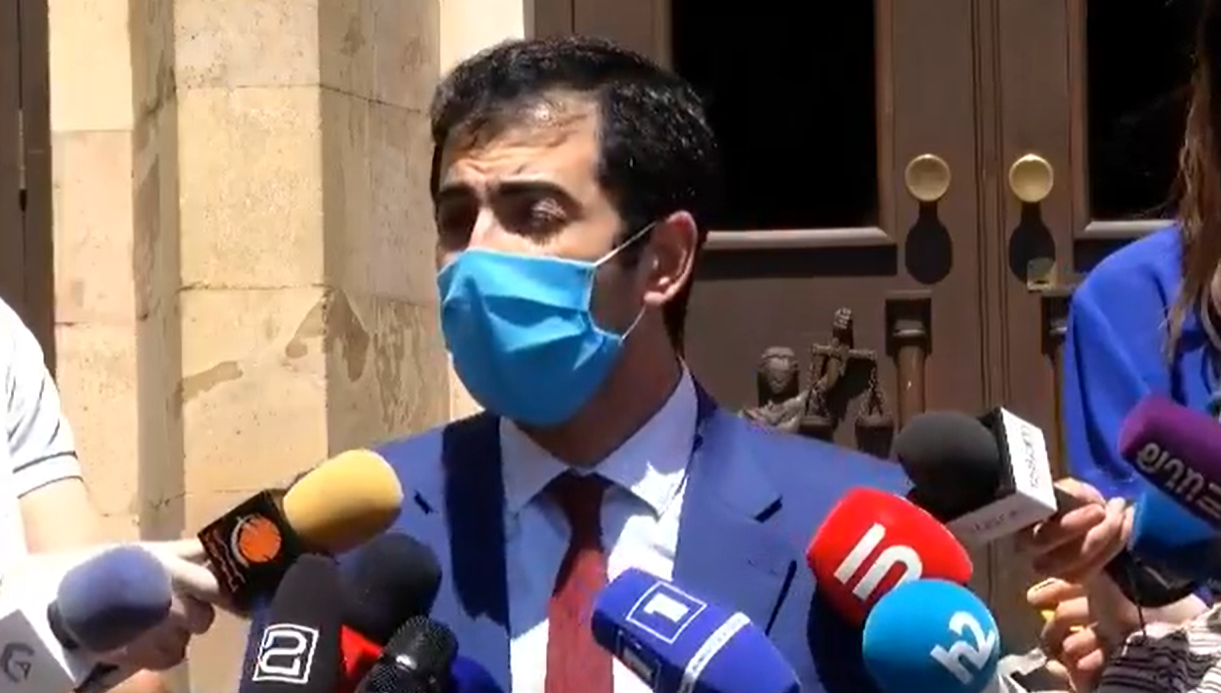 Քոչարյանի պաշտպանները ՍԴ-ից հետ են վերցնում դիմումները