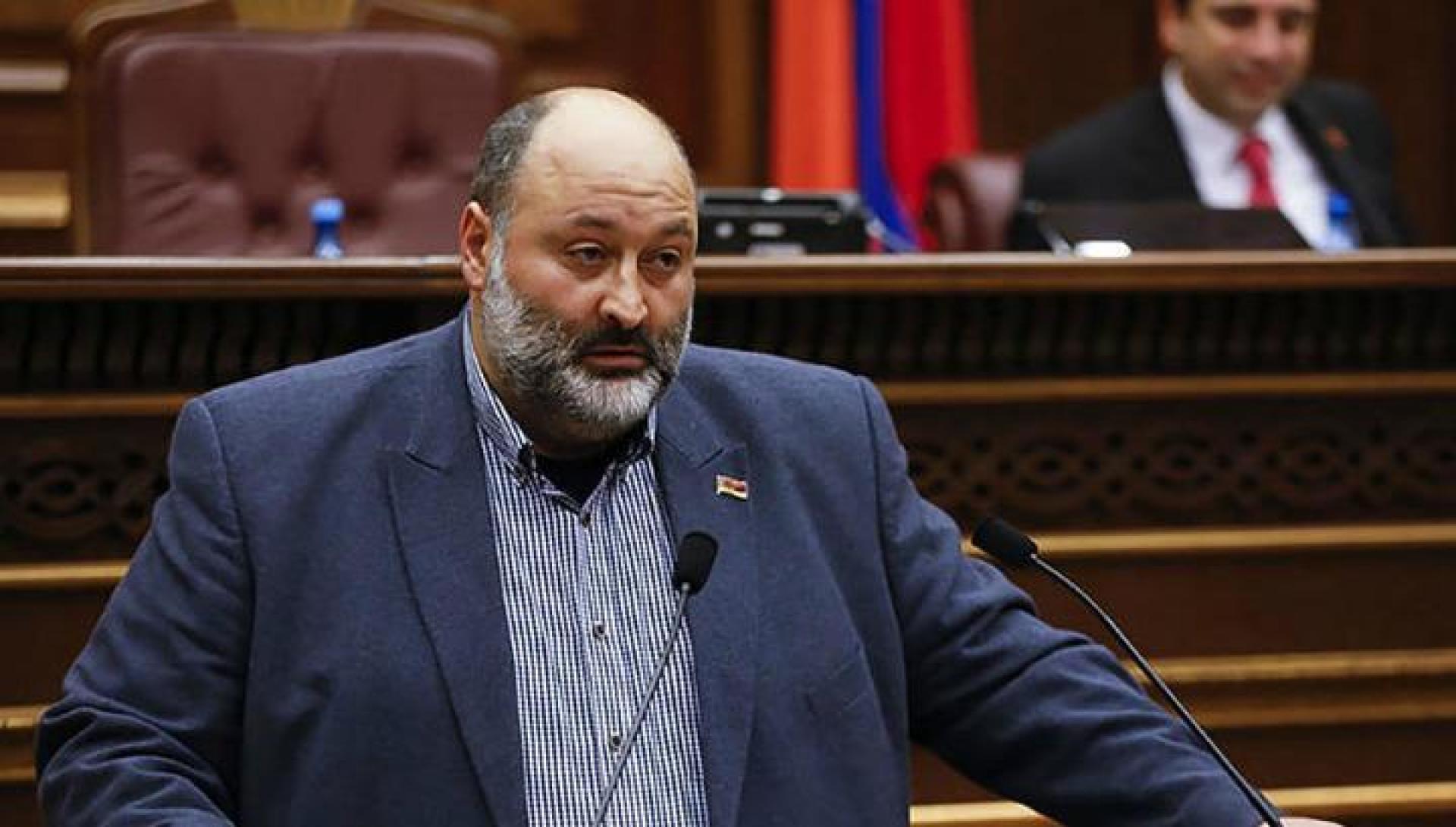 Սիրելի «բնիկներ», խնդրում եմ հարցը դիտարկել ոչ միայն ձեր ընտանեկան բյուջեի տեսանկյունից. Վարազդատ Կարապետյան