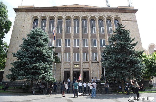 ՍԴ արդեն նախկին անդամներն իրավունք չունեն մուտք գործելու Սահմանադրական դատարանի վարչական շենք. ոստիկանություն