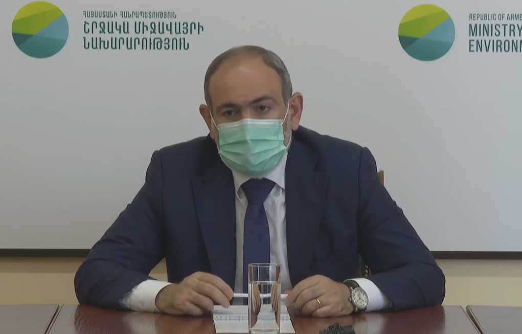 Փաշինյանը ներկայացնում է նորանշանակ նախարար Ռոմանոս Պետրոսյանին. ՈՒՂԻՂ