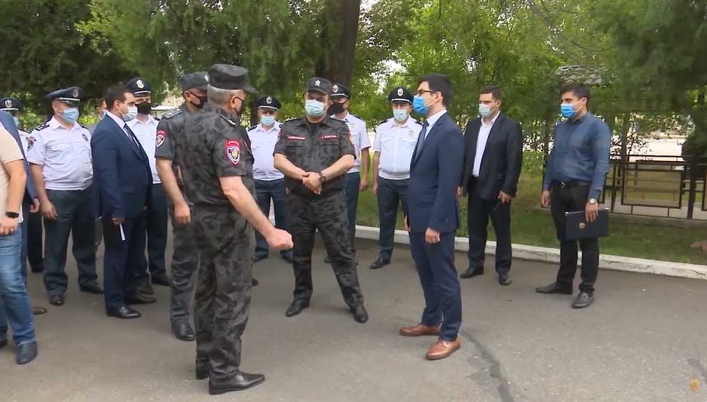 Վահե Ղազարյանն ու Ռուստամ Բադասյանն այցելել են ոստիկանության կրթահամալիր