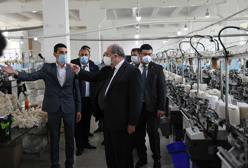 Նախագահ Սարգսյանն այցելել է «Տավուշ տեքստիլ» ընկերության Բերդի արտադրամաս