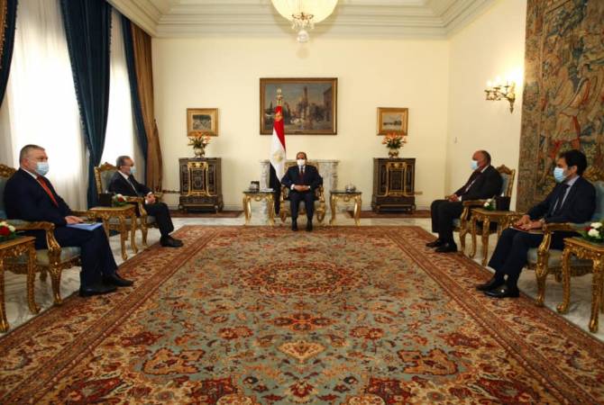 Զոհրաբ Մնացականյանին ընդունել է Եգիպտոսի նախագահը