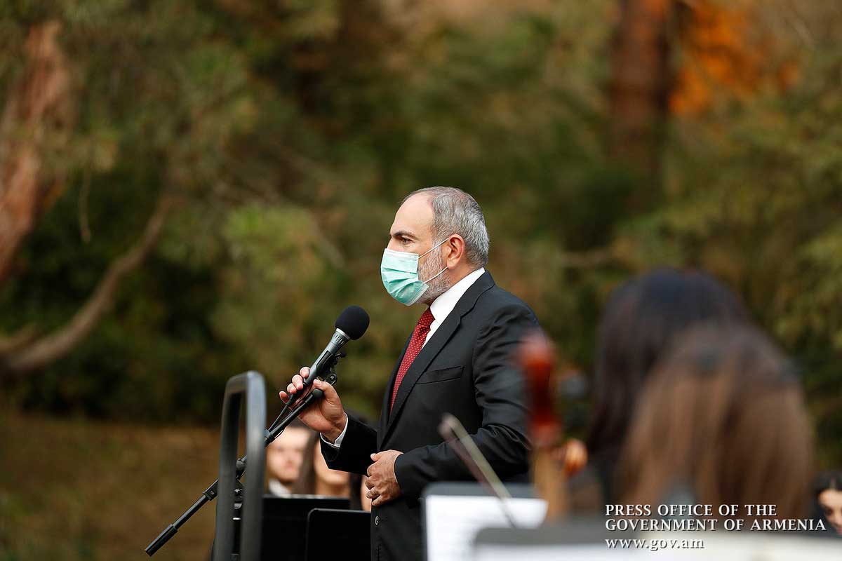 Շնորհակալություն մեր բանակի թիկունքն ամուր պահելու համար. վարչապետը՝ Բերդի բնակիչներին