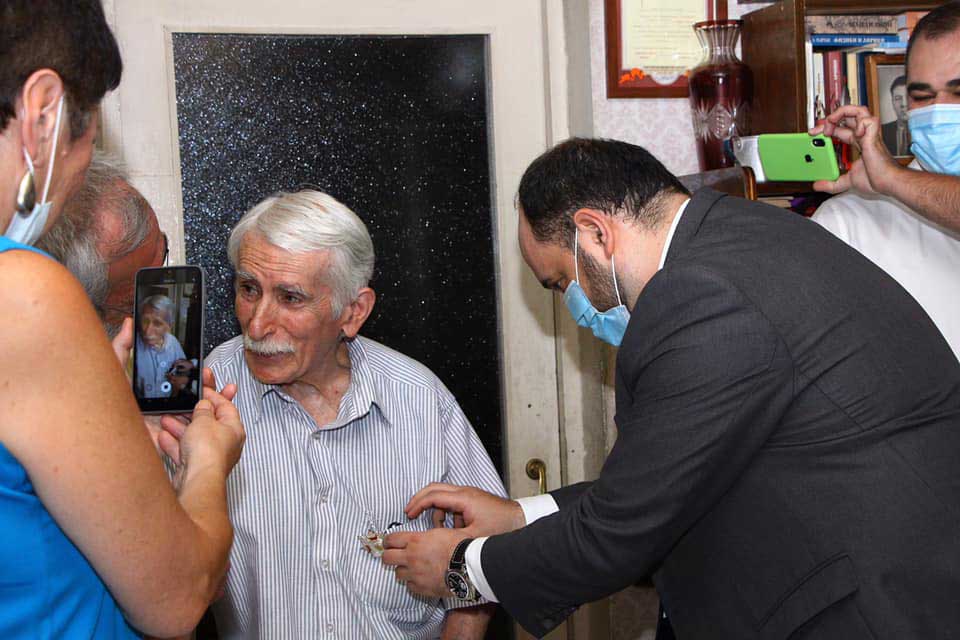 Լևոն Աթոյանցին շնորհվել է «Հայրենիքին մատուցած ծառայությունների համար» առաջին աստիճանի մեդալ