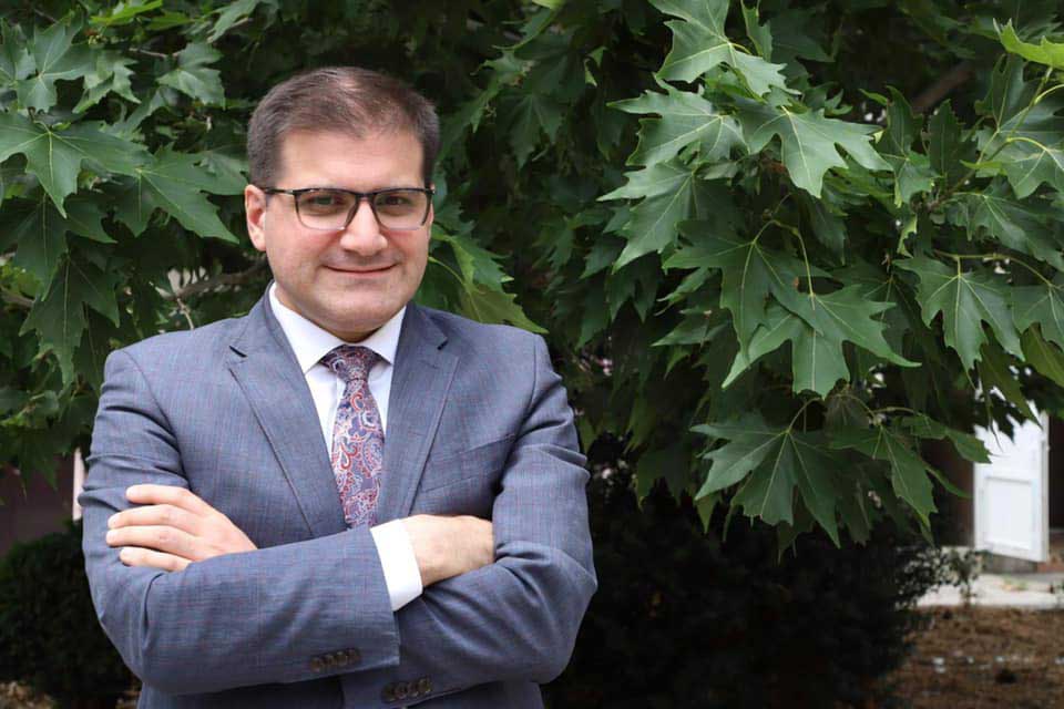 Հեղափոխության կարգախոսներից ու հռչակումներից շատերը խլացել են բյուրոկտրատական աղմուկի մեջ. պատգամավոր