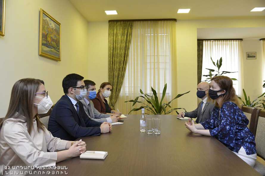 Ռուստամ Բադասյանն ընդունել է Միացյալ Թագավորության գործերի ժամանակավոր հավատարմատարին