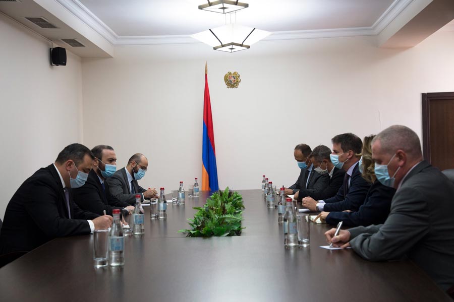ԱԽ քարտուղարն ընդունել է ՀՀ-ում Ֆրանսիայի արտակարգ և լիազոր դեսպանին