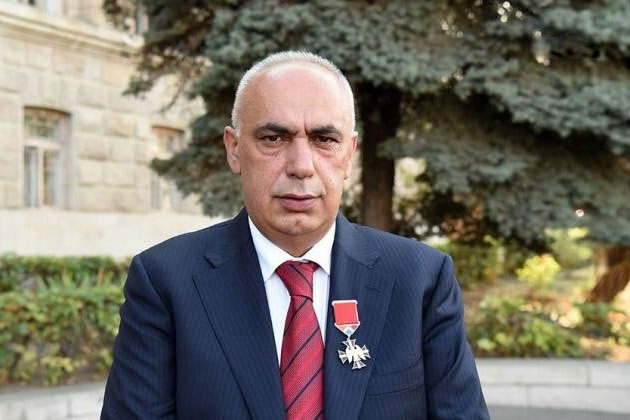 Արթուր Աղաբեկյանը եկել, զինվորներին ասել է՝ Հադրութը ծախված է, իզուր եք կռվում. ազատամարտիկ