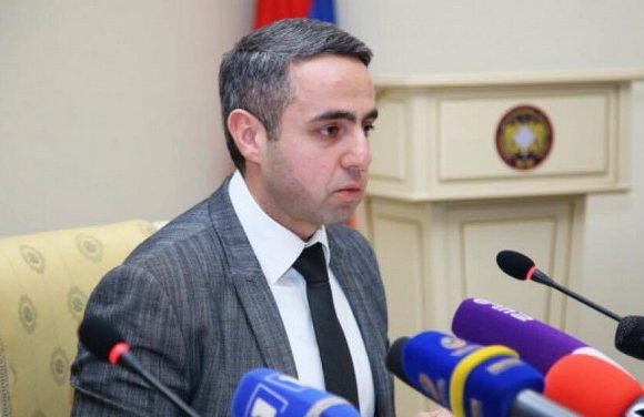 Այդ հայտարարությունը միջազգային պայմանագիր չէ և ՀՀ-ի համար իրավաբանական պարտականություններ չի առաջացնում. Ղամբարյան