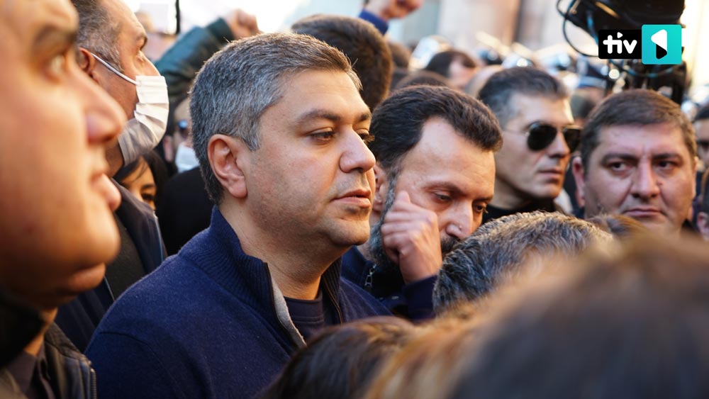 Ժողովուրդը բացառում է նախկինների վերադարձը ցանկացած պարագայում