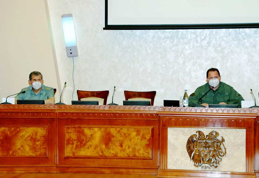 Մենք պարտավոր ենք կանգնեցնել արունահեղությունը. ՀՀ ՊՆ և ԶՈՒ ԳՇ ուղերձը