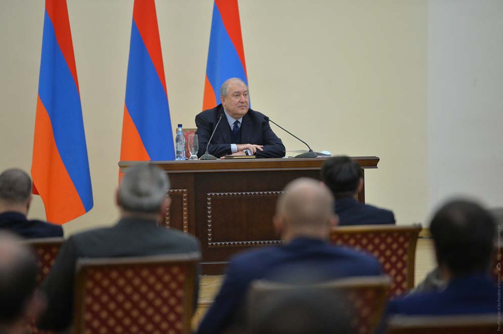 Մենք ուրիշ պարտականություն չունենք, բացի մեր երկիրը հզոր դարձնելը, և ուրիշ ճանապարհ չունենք, բացի ժողովրդին համախմբելը. նախագահ