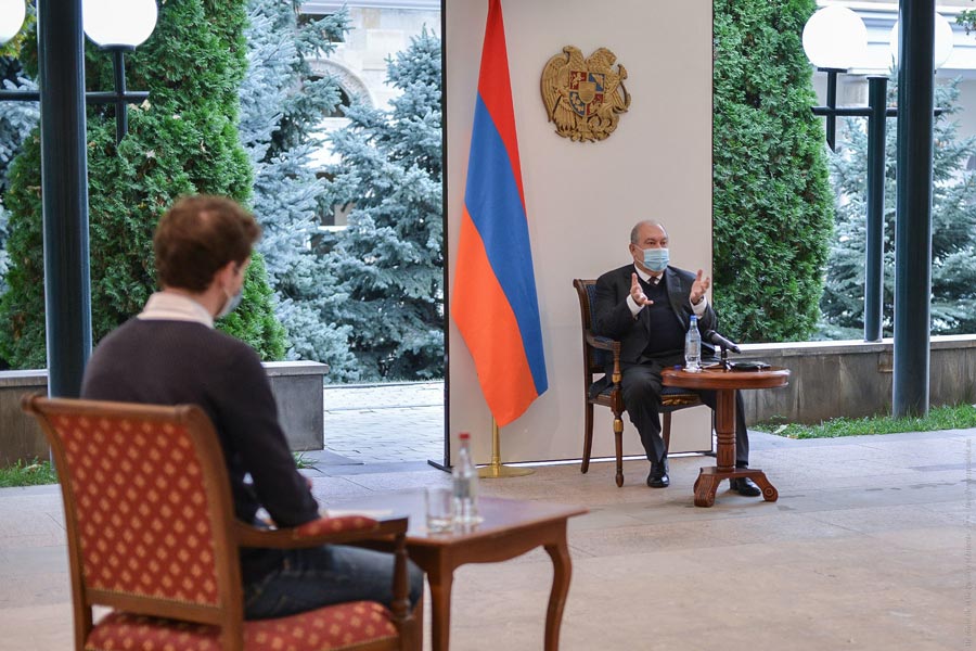 Ոչ ոք պատրանք չպետք է ունենա, որ որևէ հարց կարող է լուծվել ուժի միջոցով. նախագահի հարցազրույցը La Libre Belgique-ին