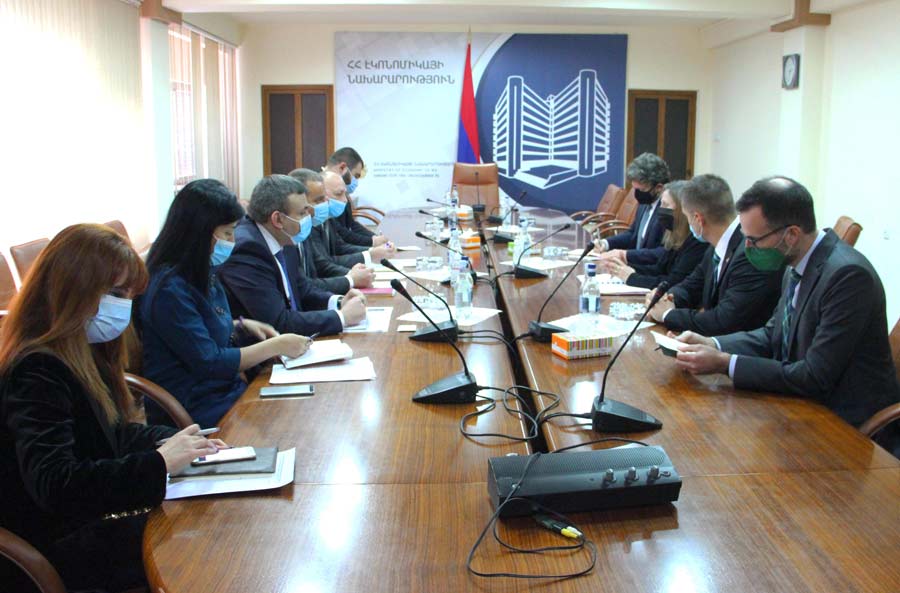 ՀՀ էկոնոմիկայի նախարարը հանդիպում է ունեցել Հայաստանում ԱՄՆ դեսպանի գլխավորած պատվիրակության հետ