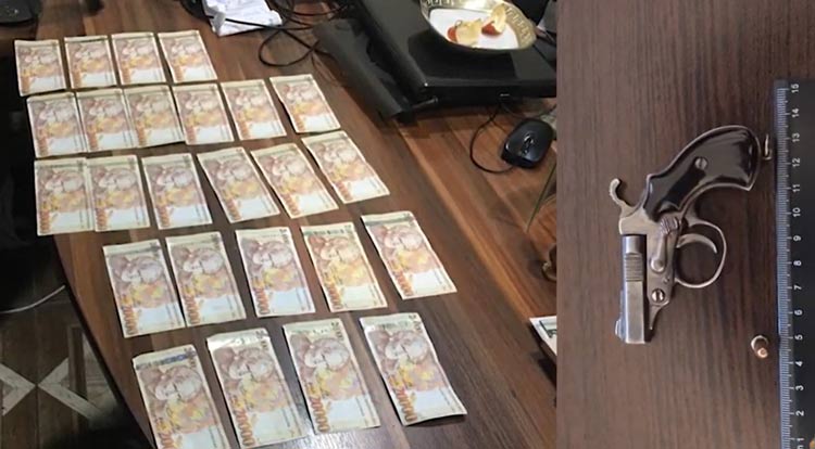 Սիրային կապը չխզած տղամարդուց փող շորթածները ձերբակալվել են․ հատուկ միջոցառման մանրամասներ