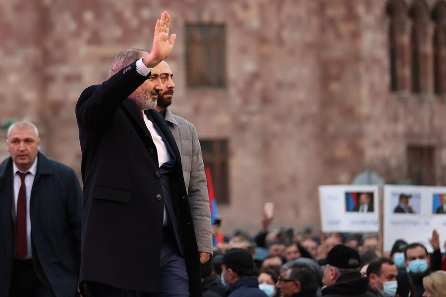 Fitch-ն անփոփոխ է թողել է ՀՀ–ի վարկանիշը և կանխատեսել` Փաշինյանը կհաղթի ընտրություններում