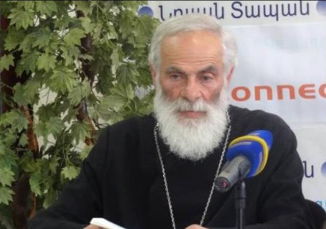 Կոտայքի մարզում ավտովթարի հետևանքով մահացել է Ջրվեժի հոգևոր հովիվ Տեր Կյուրեղը