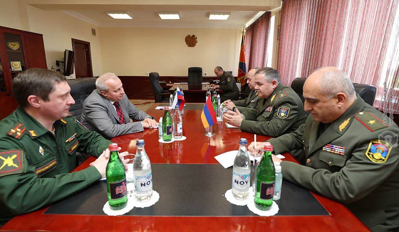 ՀՀ ԶՈՒ ԳՇ պետը և ՀՀ-ում ՌԴ դեսպանը քննարկել են ռազմատեխնիկական համագործակցության զարգացման հետագա ծրագրերը
