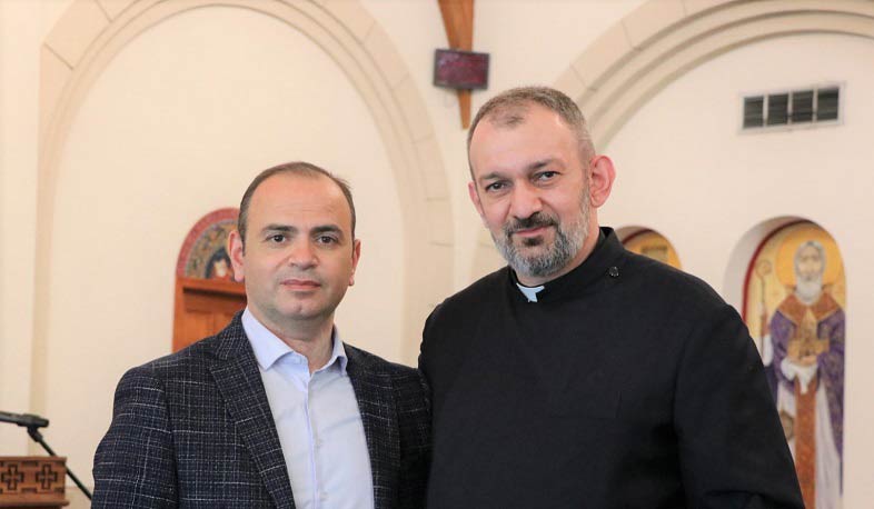 Զարեհ Սինանյանն այցելել է Վաշինգտոնի Սուրբ Աստվածածին եկեղեցի