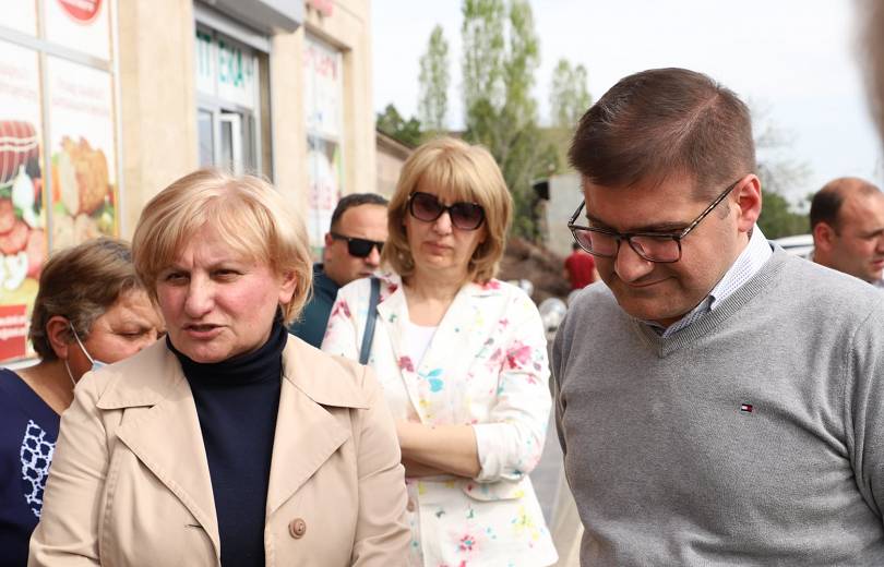 Լավ է քաղաքական գործիչը լինի գյուղերում, քան սոցցանցում. Սեդա Սաֆարյան