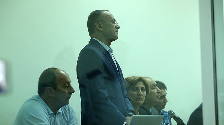 Սեյրան Օհանյանին, Ռոբերտ Նազարյանին ու այլ նախկին պաշտոնյաների մեղադրանք է առաջադրվել