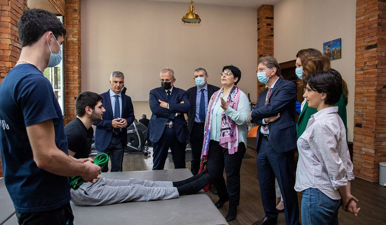 Ֆրանսիայի խորհրդարանի պատգամավորներն այցելել են Զինվորի տուն