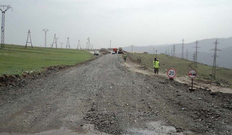 Վերականգնվում է Սյունիքի մարզի Խոտ գյուղի հարակից ճանապարհահատվածը