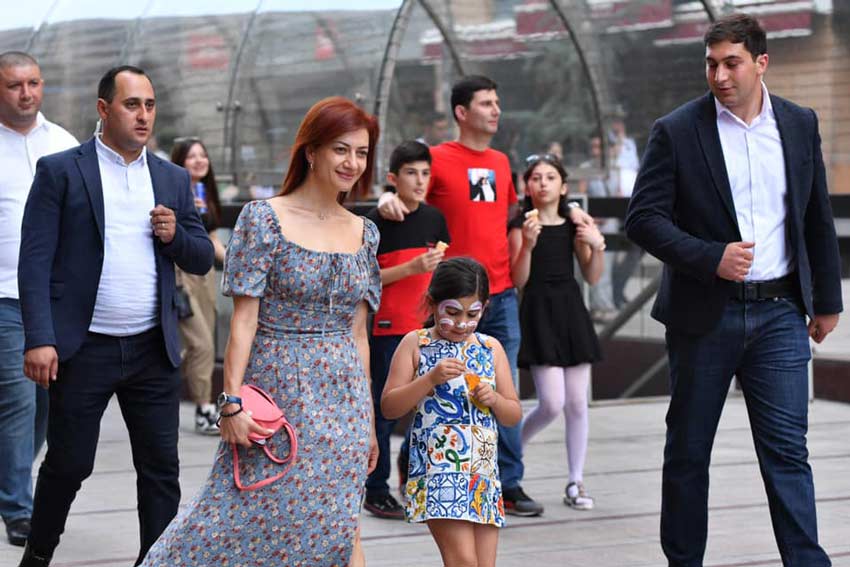 Երեխաների պաշտպանության օրը Երևանում. Աննա Հակոբյանը լուսանկարներ է հրապարակել