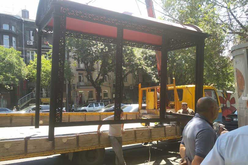 Փոխարինվում են քաղաքի կանգառասրահները․ Երևանի քաղաքապետարան