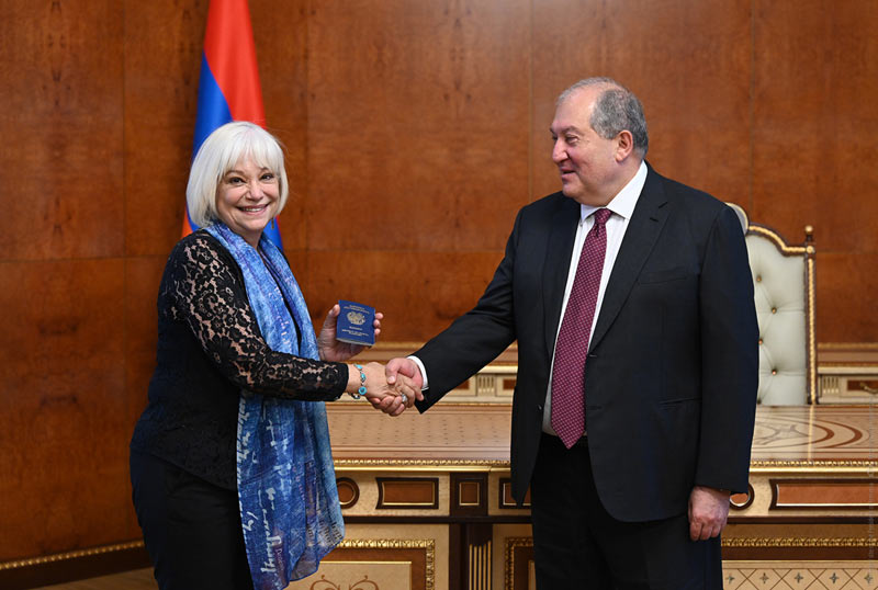 Արմեն Սարգսյանը հյուրընկալել է Նորա Արմանիին