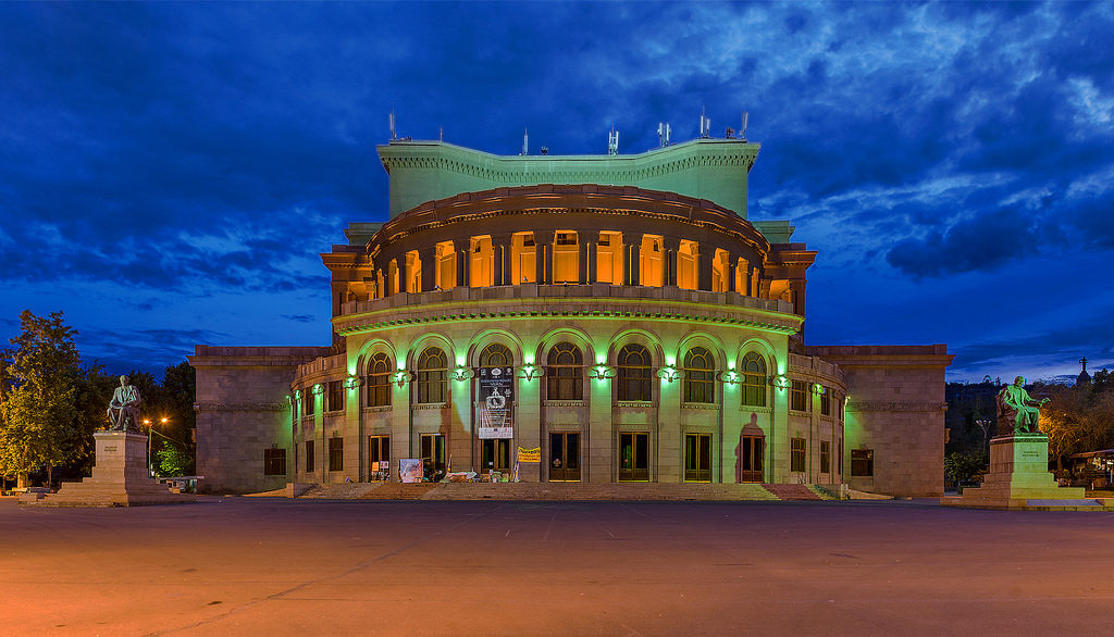 Քաղաքապետարանը հայտարարում է Օպերայի հարակից տարածքների վերականգնման և բարեկարգման աշխատանքների բաց մրցույթ