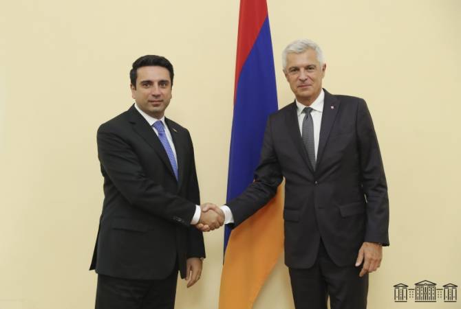 Ալեն Սիմոնյանն ընդունել է Իվան Կորչոկին