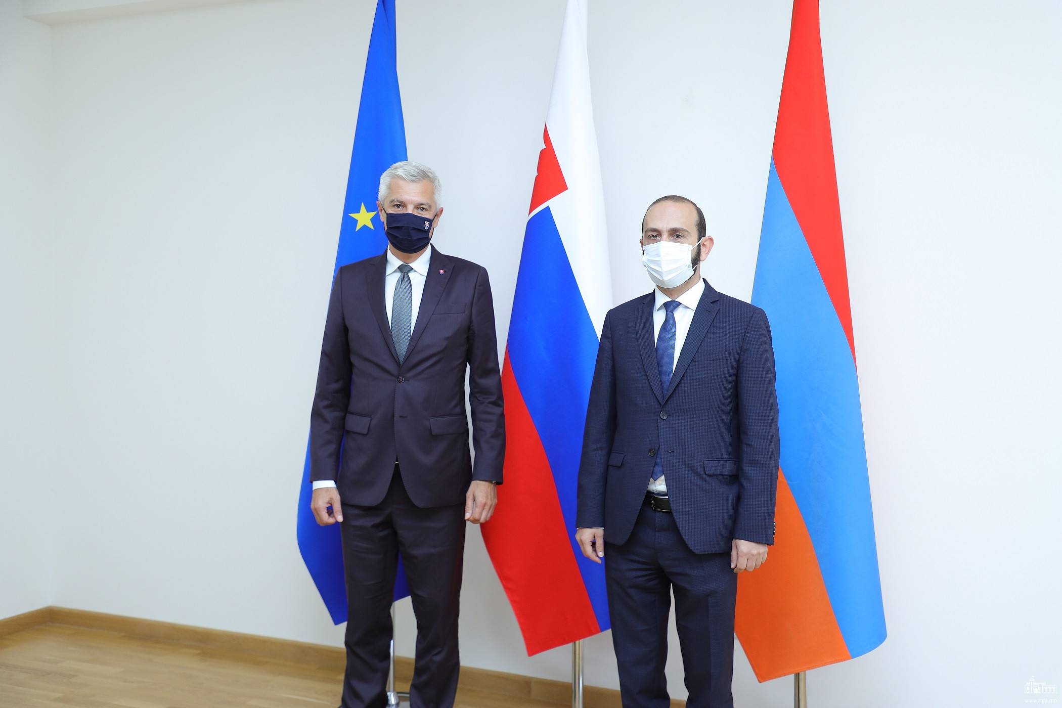 ԱԳ նախարար Արարատ Միրզոյանը հանդիպել է Սլովակիայի ԱԳ նախարար Իվան Կորչոկի հետ