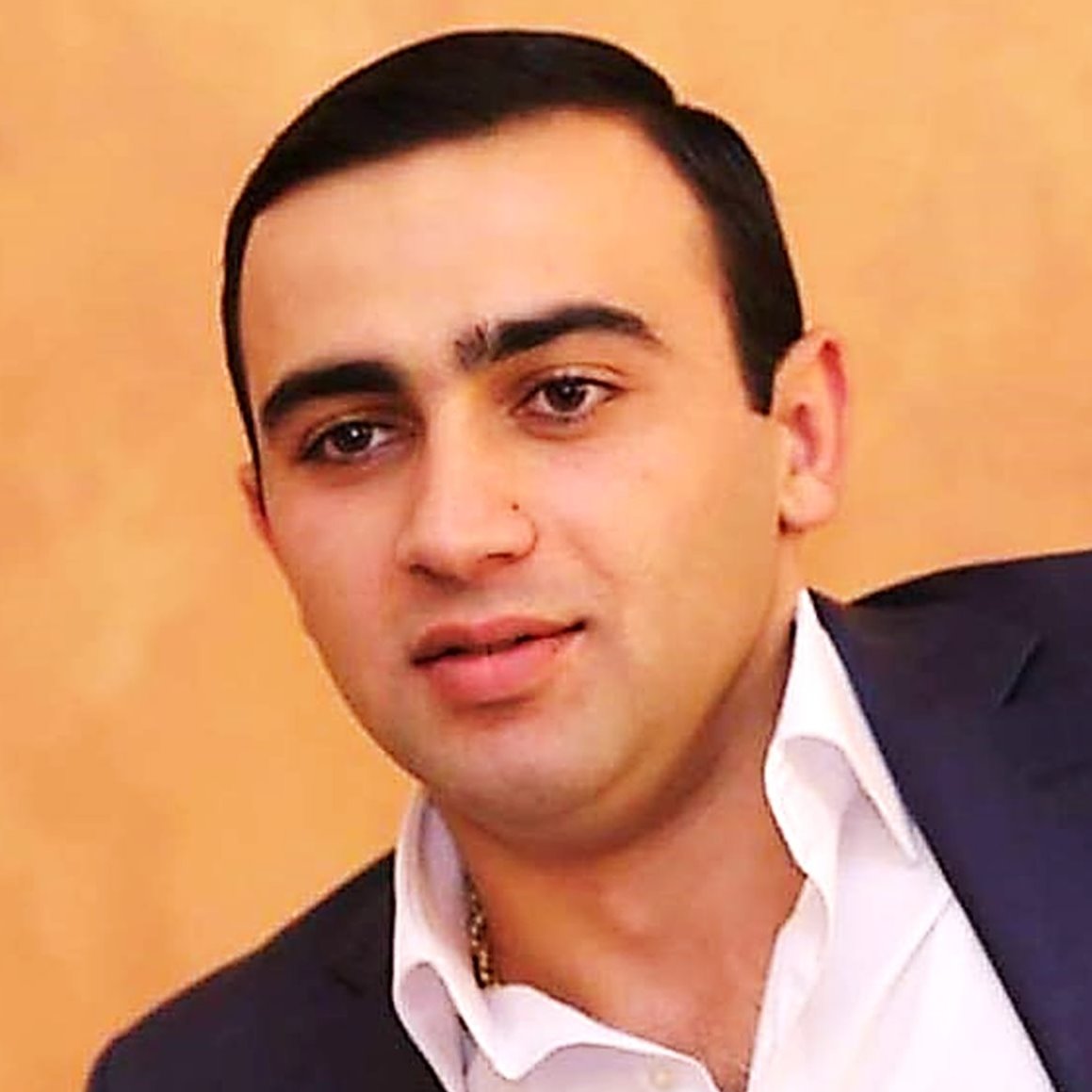 Տիգրանաշենի՝ իբրև թե հանձման մասին կեղծ լուրը տարածողներ, հիմա դուք ու՞մ կամ ինչի՞ կողմից եք․ Տ․ Չախոյան