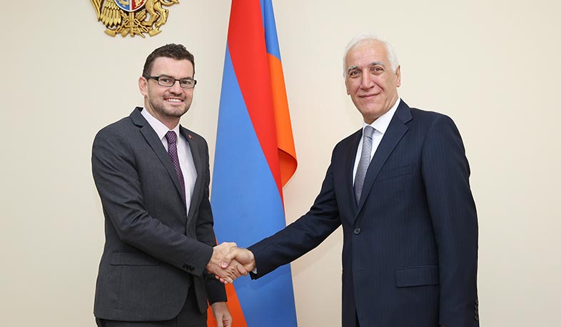 ԲՏԱ նախարարն ընդունել է ՀՀ-ում Մեծ Բրիտանիայի և Հյուսիսային Իռլանդիայի ՄԹ արտակարգ և լիազոր դեսպանին