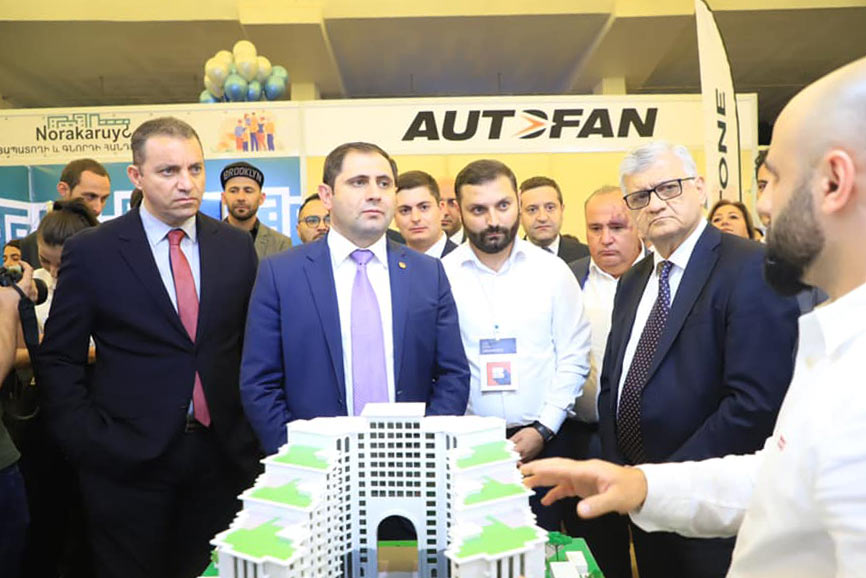 Շինարարությունն այսօր Հայաստանի տնտեսության 4 հիմնական հենասյուներից մեկն է. Վահան Քերոբյան