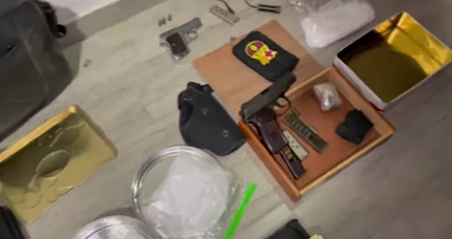 Երևանում մեծաքանակ թմրամիջոց և զինանոց է հայտնաբերվել. ոստիկանություն