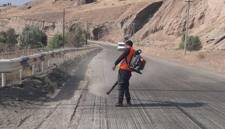 Միջին նորոգման աշխատանքներ՝ Շաքի-Սիսիան-Դաստակերտ-Ցղունի ավտոճանապարհի մի հատվածում